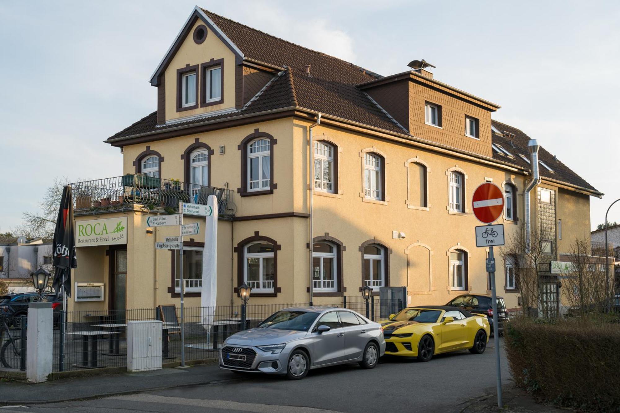 Roca Restaurant Und Hotel Bommersheim エクステリア 写真